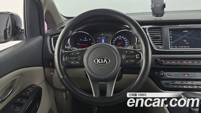 Kia Carnival 9-Seater Noblesse 2019 — фото 15