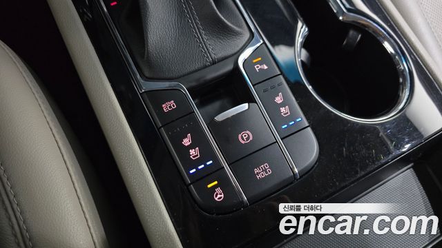 Kia Carnival 9-Seater Noblesse 2019 — фото 20