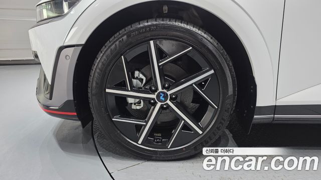 Hyundai Ioniq 5 Long Range AWD N Line 2025 — фото 5