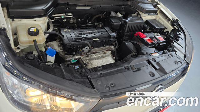 KG Mobility (SsangYong) Tivoli VX 2WD 2016 — фото 6