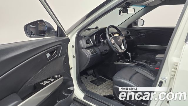 KG Mobility (SsangYong) Tivoli VX 2WD 2016 — фото 10