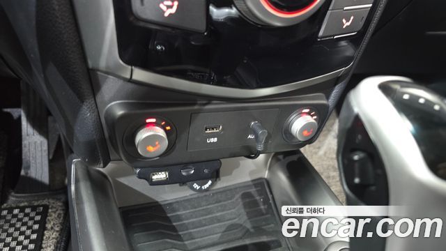 KG Mobility (SsangYong) Tivoli VX 2WD 2016 — фото 19