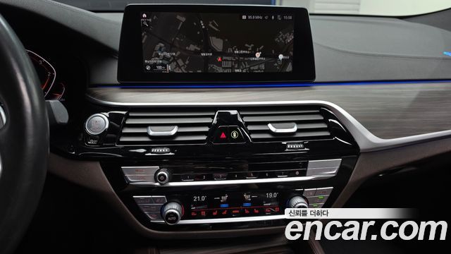 BMW 6 Series GT (G32) 620d M Sport 2020 — фото 13