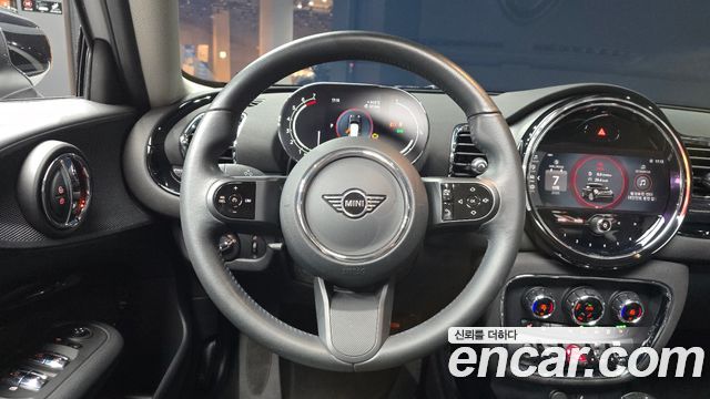 MINI Cooper Clubman Classic 2nd 2023 — фото 13