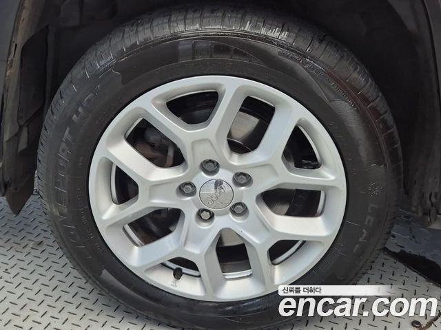 Jeep Renegade 2.0 Diesel Longitude AWD 2016 — фото 23