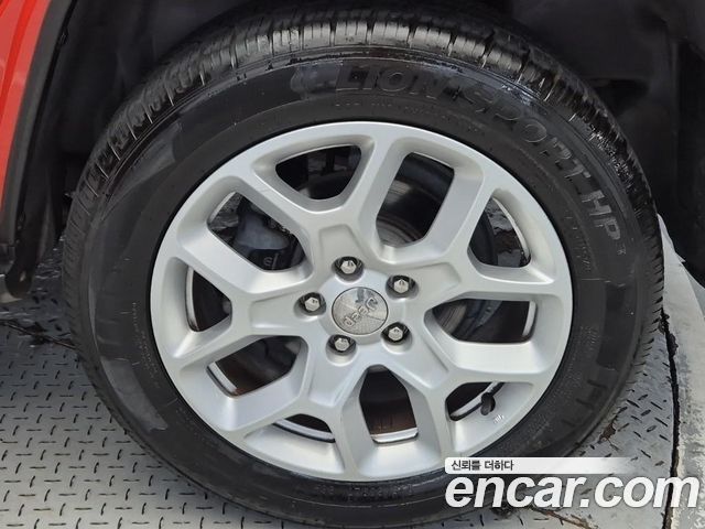 Jeep Renegade 2.0 Diesel Longitude AWD 2016 — фото 24