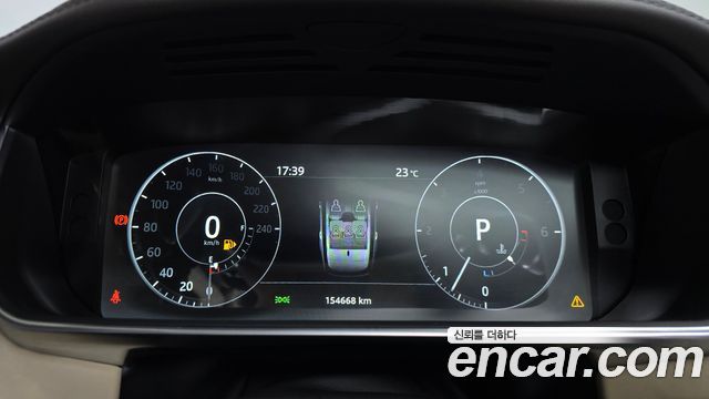Land Rover Range Rover (IV) 4.4 SDV8 Vogue SE DIESEL 2017 — фото 8