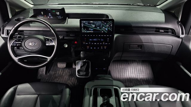 Hyundai Staria 4WD Tourer 11-Seater Modern 2023 — фото 7