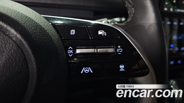 Hyundai Staria 4WD Tourer 11-Seater Modern 2023 — фото 18