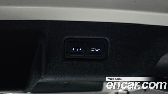 Hyundai Staria 4WD Tourer 11-Seater Modern 2023 — фото 34