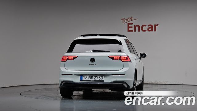 Volkswagen Golf (VIII) 2.0 TDI Prestige 2025 — фото 4