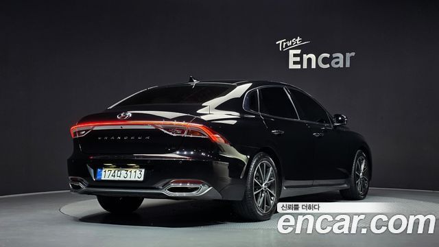 Hyundai Grandeur (IG) 2.5 Le Blanc 2023 — фото 2