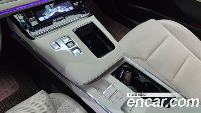 Hyundai Grandeur (IG) 2.5 Le Blanc 2023 — фото 9