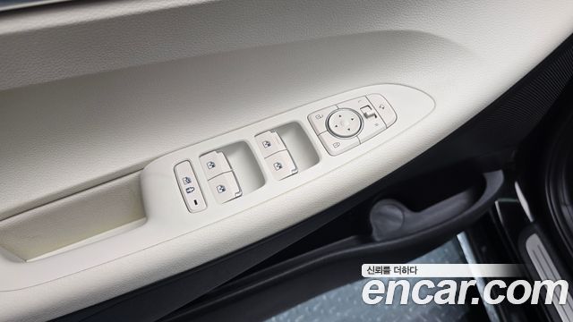 Hyundai Grandeur (IG) 2.5 Le Blanc 2023 — фото 34