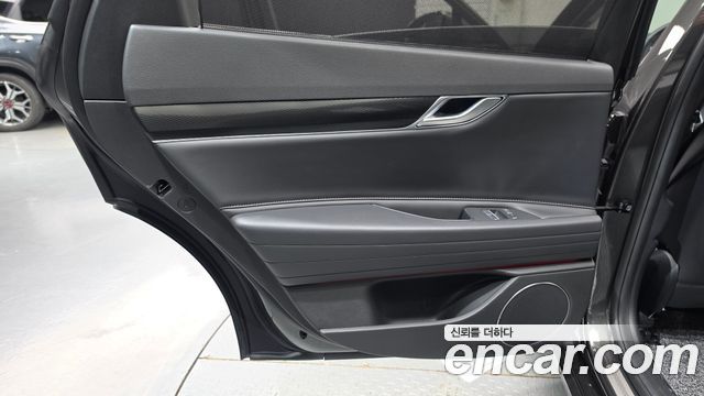 Genesis G80 (RG3) Gasoline 2.5 Turbo 2WD 2025 — фото 25