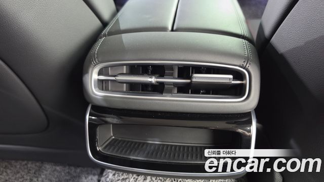 Genesis G80 (RG3) Gasoline 2.5 Turbo 2WD 2025 — фото 29