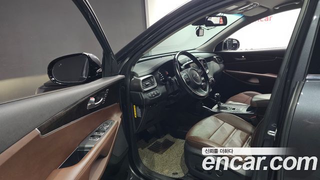 Kia Sorento Diesel 2.0 2WD Noblesse Special 2016 — фото 10