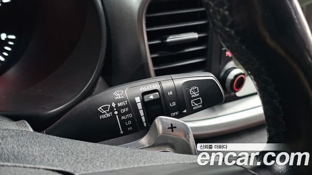 Kia Sorento Diesel 2.0 2WD Noblesse Special 2016 — фото 13