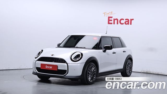 MINI Cooper C (IV) 5Door Essential