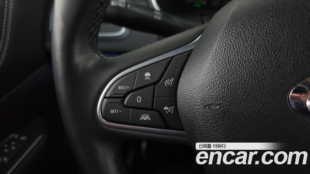 Renault Korea SM6 1.3 TCe Feel 2023 — фото 17