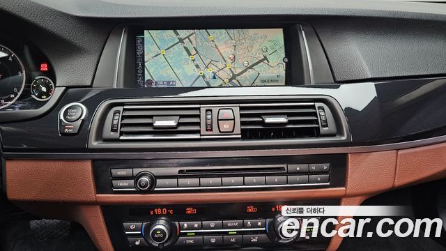 BMW 5 Series (F10) 520d xDrive 2015 — фото 14