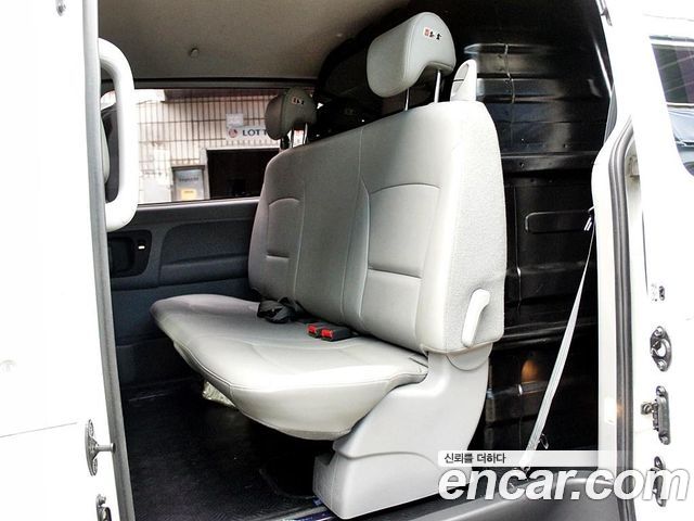 Hyundai Grand Starex Van 5-Seater Style 2019 — фото 6