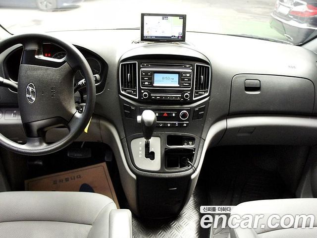 Hyundai Grand Starex Van 5-Seater Style 2019 — фото 7