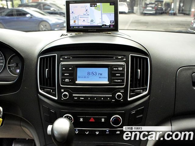 Hyundai Grand Starex Van 5-Seater Style 2019 — фото 10