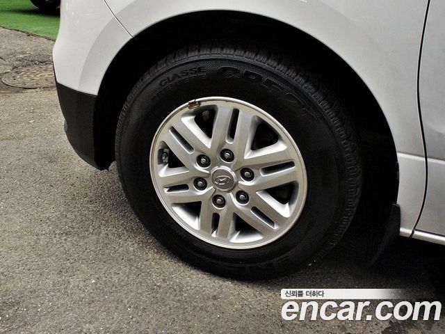 Hyundai Grand Starex Van 5-Seater Style 2019 — фото 23