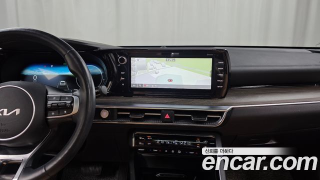 Kia K5 (III) 2.0 Noblesse 2022 — фото 14