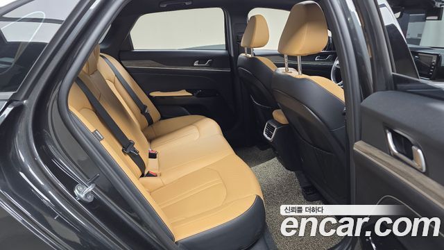 Kia K5 (III) 2.0 Noblesse 2022 — фото 26