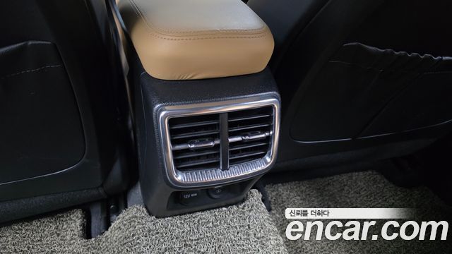 Kia K5 (III) 2.0 Noblesse 2022 — фото 29