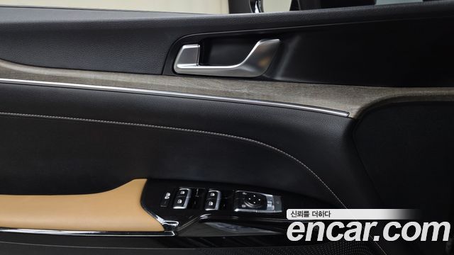 Kia K5 (III) 2.0 Noblesse 2022 — фото 33