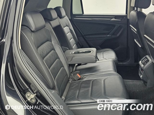 Volkswagen Tiguan (II) 2.0 TDI 4Motion Prestige 2018 — фото 16