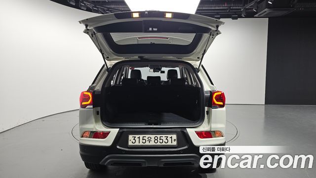 KG Mobility (SsangYong) Beautiful Korando Gasoline 1.5 2WD C3 Plus 2021 — фото 20