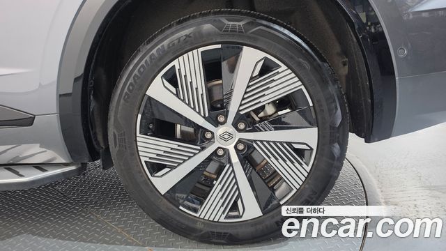 Renault Korea Grand Koleos 1.5 E-TECH Iconic 2WD 2025 — фото 21