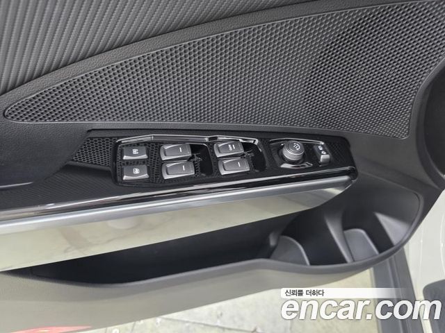 KG Mobility (SsangYong) Tivoli Air 1.5 A3 2WD 2022 — фото 15