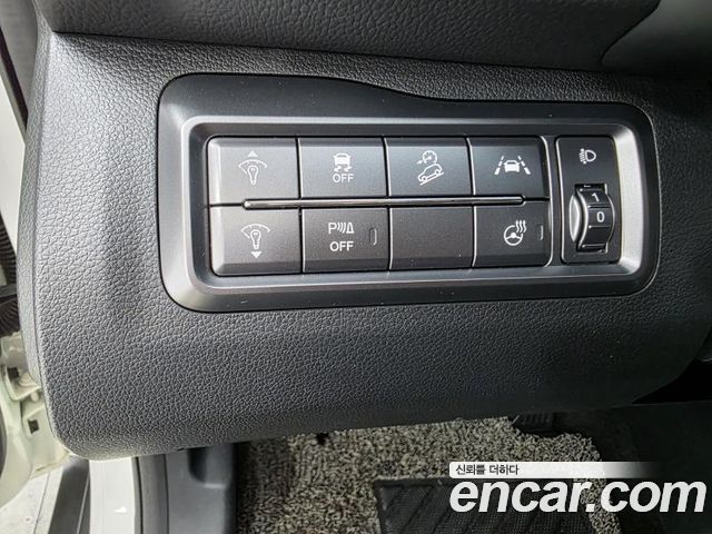KG Mobility (SsangYong) Tivoli Air 1.5 A3 2WD 2022 — фото 16