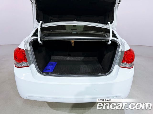 Chevrolet Cruze 1.8 LT+ 2012 — фото 23