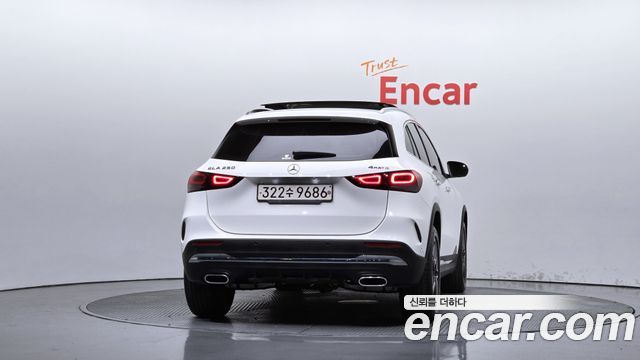 Mercedes-Benz GLA-Class (H247) GLA250 4MATIC 2020 — фото 4