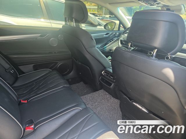 Genesis G80 (RG3) Gasoline 2.5 Turbo AWD 2022 — фото 10