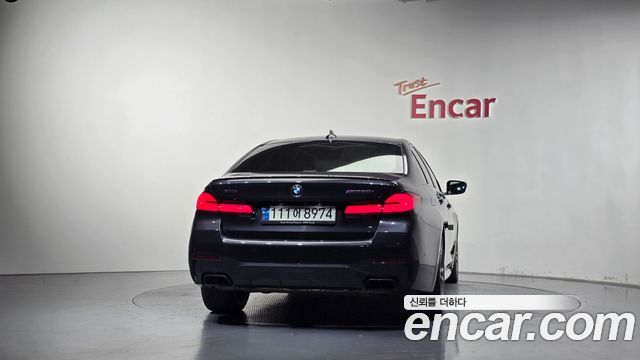 BMW 5 Series (G30) M550i xDrive 2021 — фото 4