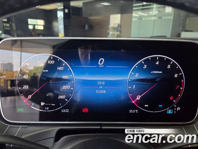 Mercedes-Benz CLE-Class (C236) CLE450 4MATIC Cabriolet 2024 — фото 8