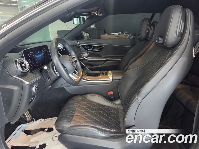 Mercedes-Benz CLE-Class (C236) CLE450 4MATIC Cabriolet 2024 — фото 15