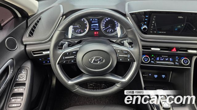 Hyundai Sonata (DN8) 2.0 Premium Family 2020 — фото 13