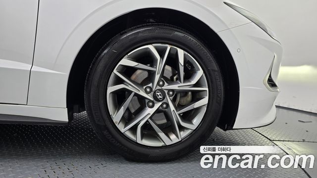 Hyundai Sonata (DN8) 2.0 Premium Family 2020 — фото 21
