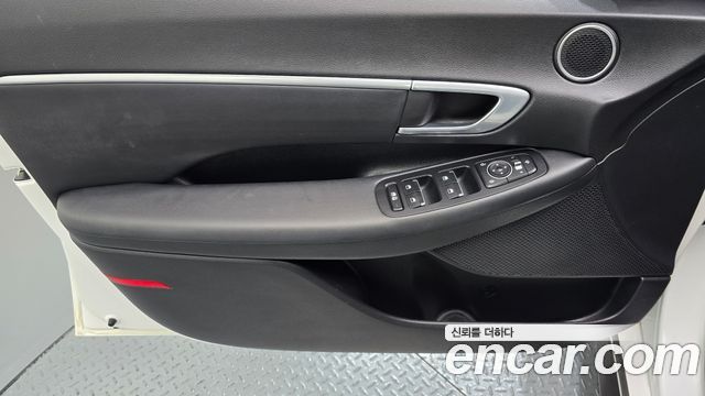 Hyundai Sonata (DN8) 2.0 Premium Family 2020 — фото 24