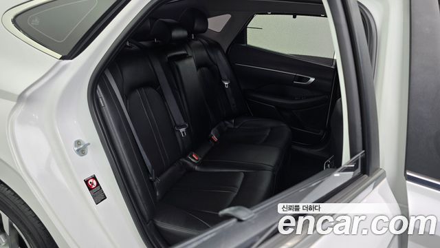 Hyundai Sonata (DN8) 2.0 Premium Family 2020 — фото 26