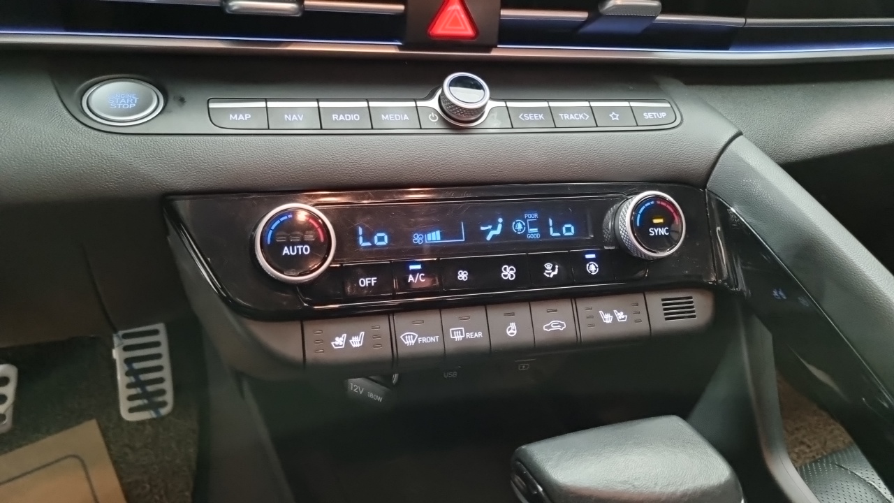 Hyundai Avante (CN7) 1.6 Inspiration 2021 — фото 19