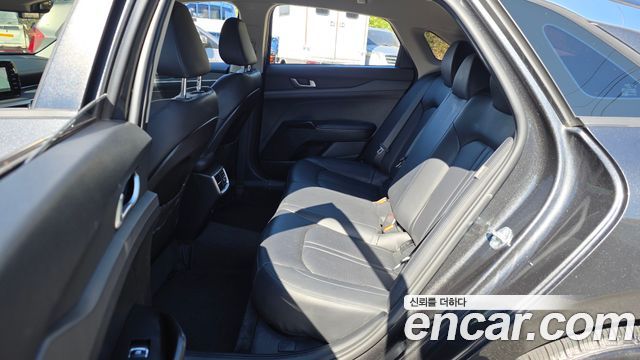 Kia K5 (III) 2.0 Prestige 2022 — фото 16